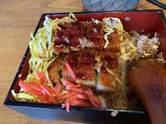 豪华鳗鱼饭-一道浪居酒屋