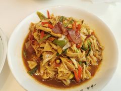 火腿炒农家豆腐皮-辣公子·千岛湖私房菜(滨江店)