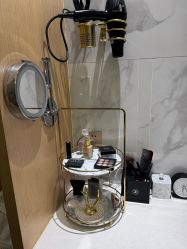 -香港倾城国际·美容美体中心