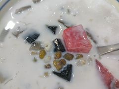 -文昌邓记清补凉(西沙路店)