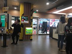 -麦当劳(中山公园龙之梦店)