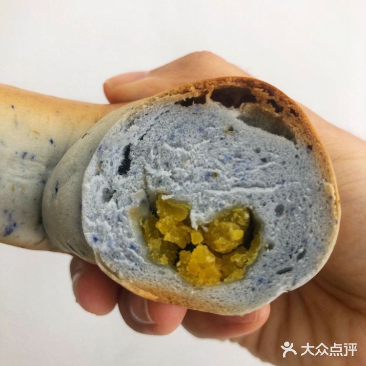 米面包比米吐司好吃！五十铃抹茶还是超浓郁！