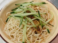 -霄汉牛三鲜湖北砂锅菜(万松园2店)