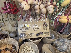 -义乌小商品批发市场(中国小商品城·篁园服装市场店)