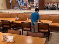 -亚龙湾希尔顿自助餐厅·海鲜·烧烤·沙滩BBQ·现场乐队