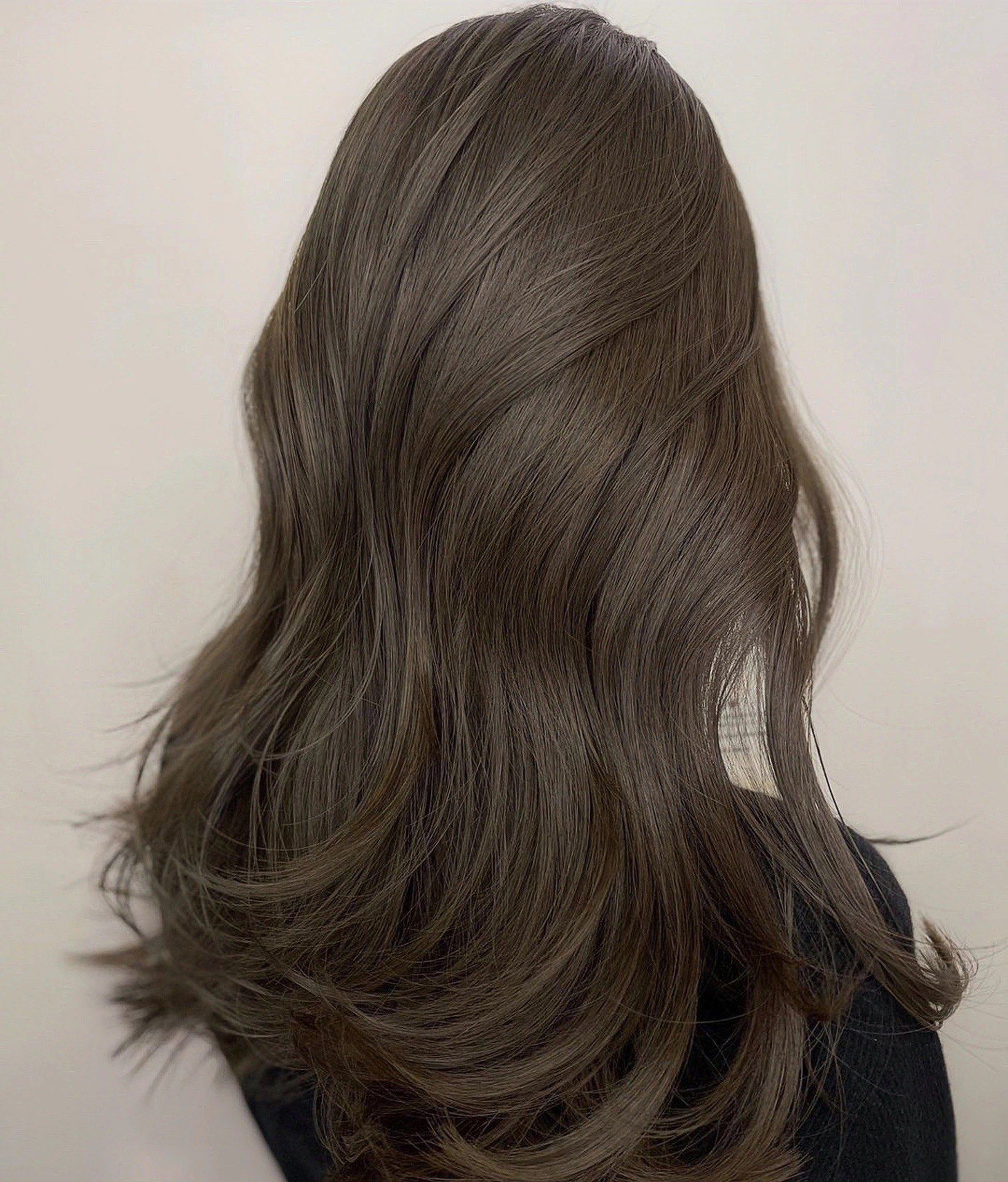 秋冬新款发色推荐 秋冬季一定要选一款显白发色