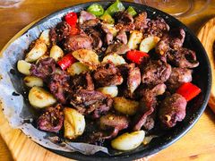 -老东镇啤酒屋海鲜加工·蒸汽海鲜·海鲜烧烤(台东店)