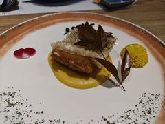 -本源食集 日式烧肉·炉端烧(东海缤纷店)