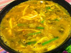 小锅米线-香巴拉云南餐厅(华莱坞店)