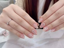 -尤米一站式美甲美睫