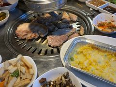 -韩聚屋韩国烤肉餐厅(新北万达店)
