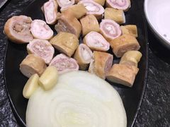 -草家酱蟹炭火烤肉店(珲春南路一店)