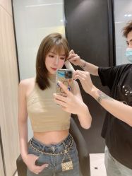 -HAIR CORNER