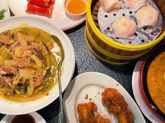 红米脆皮鲜虾肠-蝴蝶里·粤菜·点心(滨江龙湖店)