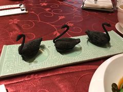 板栗天鹅酥-南宁荔园维景国际酒店·荔园中餐厅