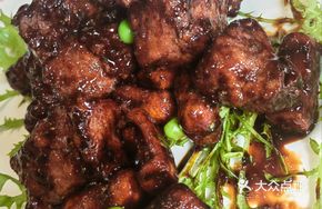 Low-Temperature High-Carbon Beef Cubes