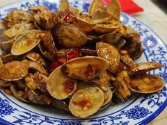 -江城燕子大排档(江汉路步行街店)