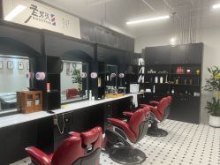 -老男孩男士理容馆·理发·烫染·修面