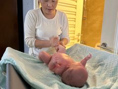 -阿福宝宝月嫂(东方医院店)