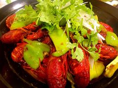 -虾弄弄海派小龙虾·牛羊蝎子火锅