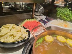 -牛村来人潮汕牛肉火锅(西单店)