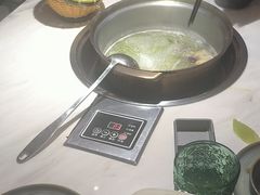 -喃喃椰·糟粕醋·椰子鸡火锅(七堡花园店)