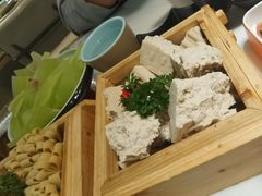 陕南老豆腐-洪氏嗨捞·猪肚鸡火锅(阳光天地店)