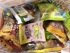 -来伊份(前进西路万象汇店)