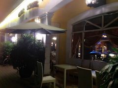 门面-火车头法国西餐厅