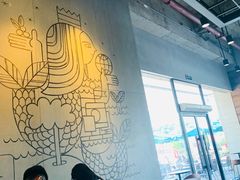 大堂-星巴克臻选(湛江鼎盛广场店)