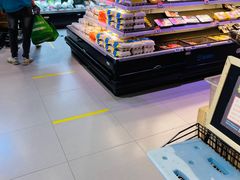 面包甜点陈列柜-盒马鲜生(龙德广场店)
