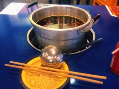 -马路边边麻辣烫联盟路店