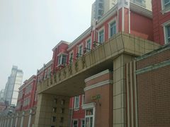 大门-上海商业会计学校(迎勋路)