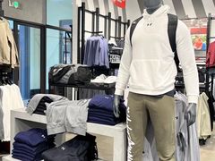 -王府井奥莱临潼小镇(临潼店)