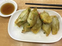 -小姜锅贴(凤凰街店)