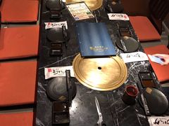 -山川小町·极番烧肉(新地假日广场店)