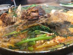 -喇喇排骨火锅·传统韩式脊骨汤(望京西园总店)