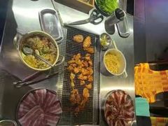 -马路牙子地桌烤肉(工体店)