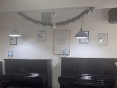 -梅纳·钢琴声乐架子鼓Mena Music(双井店)