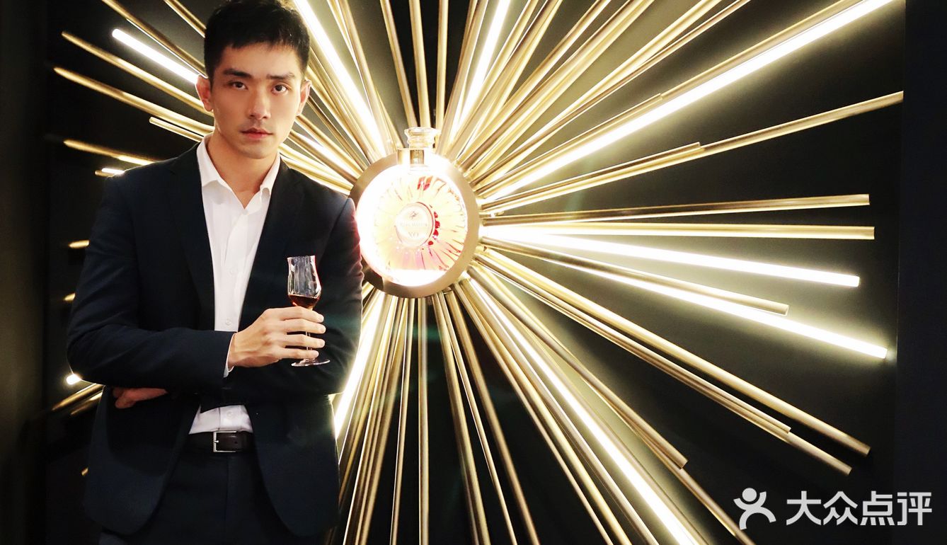 人头马邑站｜与美酒、艺术来场浪漫约会🌹