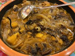 小鸡炖蘑菇-闯关东东北农家菜(崂山石老人店)