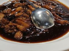 葱烧猪手海参-小大董·烤鸭(五棵松店)
