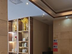 -麗枫酒店(深圳机场福永地铁站店)