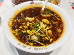 -渝是乎酸菜鱼·川渝小炒(新世界百货望京店)