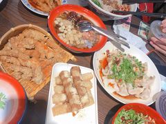 -爆炸头阿姨小四川正宗川味小吃(无任何分店)