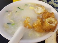 艇仔粥-伍湛记 · 广州老字号(龙津中路店)