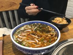 -聚黔堂凯里酸汤鱼美食店