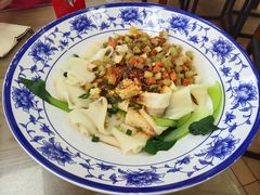 老陕油泼面-东关吉祥西安腊汁肉夹馍(健德门店)