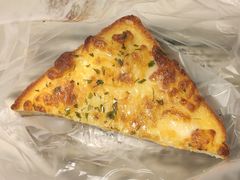 鸡蛋芝士三角-巴黎贝甜(凯德MALL望京店)
