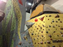 iphone_upload_pic-魔岩攀登(南京东路店)